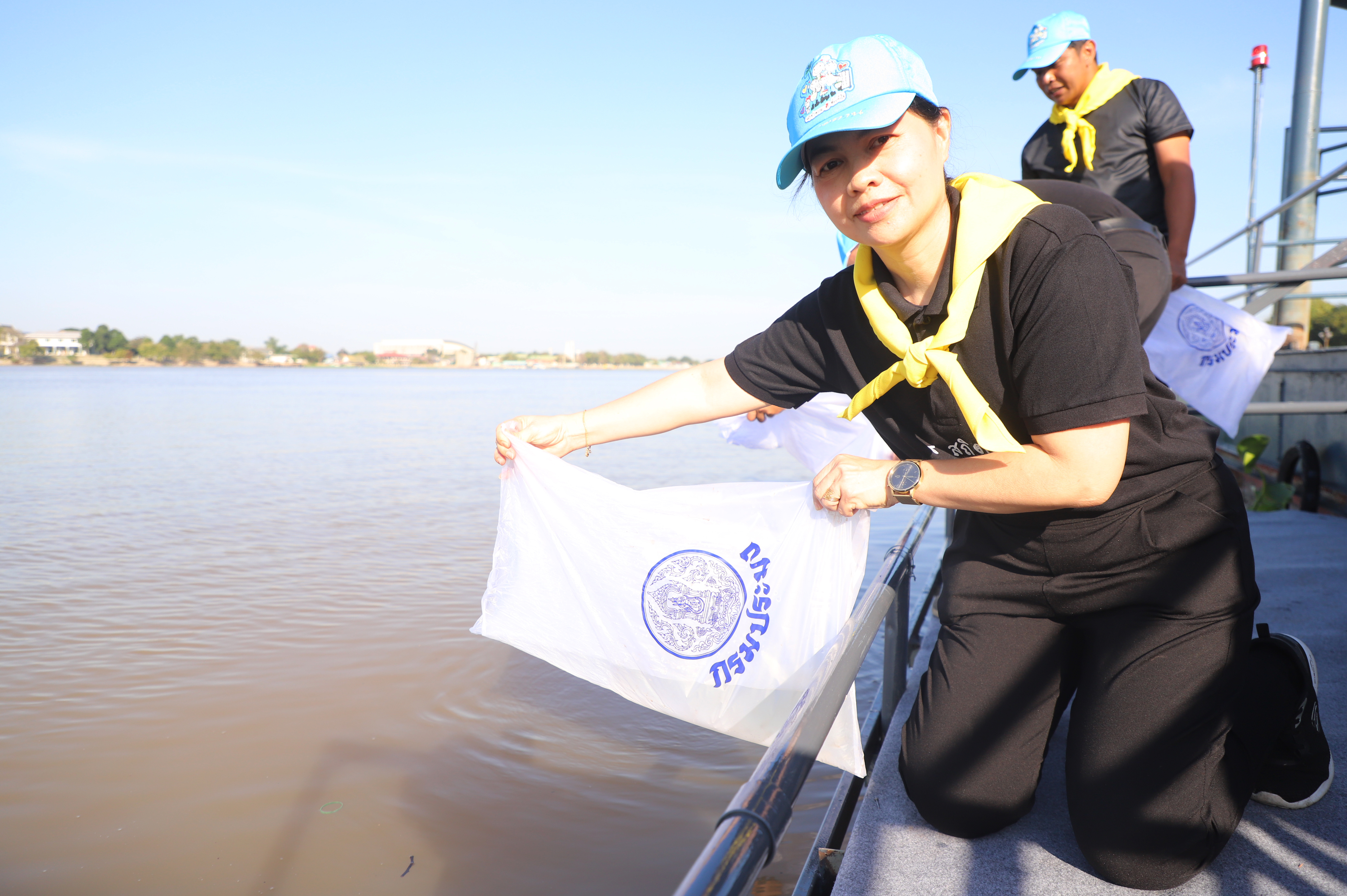 title - ส.ป.ก. เข้าร่วมโครงการจิตอาสาพัฒนา กระทรวงเกษตรและสหกรณ์ “เราทำความดี ด้วยหัวใจ” เนื่องในโอกาสวันคล้ายวันพระบรมราชสมภพ พระบาทสมเด็จพระบรมชนกาธิเบศร มหาภูมิพลอดุลยเดชมหาราช บรมนาถบพิตร วันชาติ และวันพ่อแห่งชาติ 5 ธันวาคม 2568